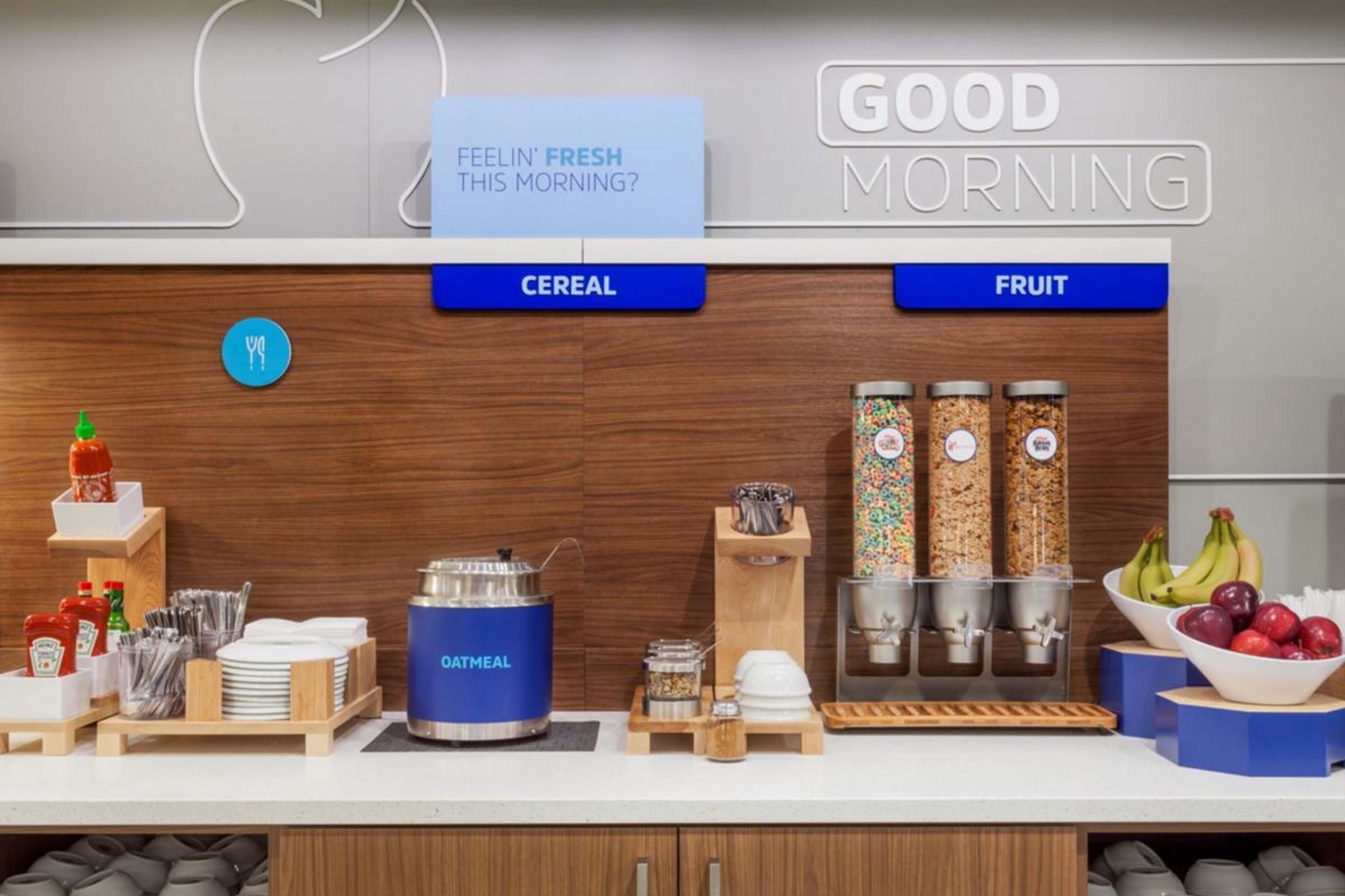 Holiday Inn Express Fairfax-Arlington Boulevard By Ihg Esterno foto