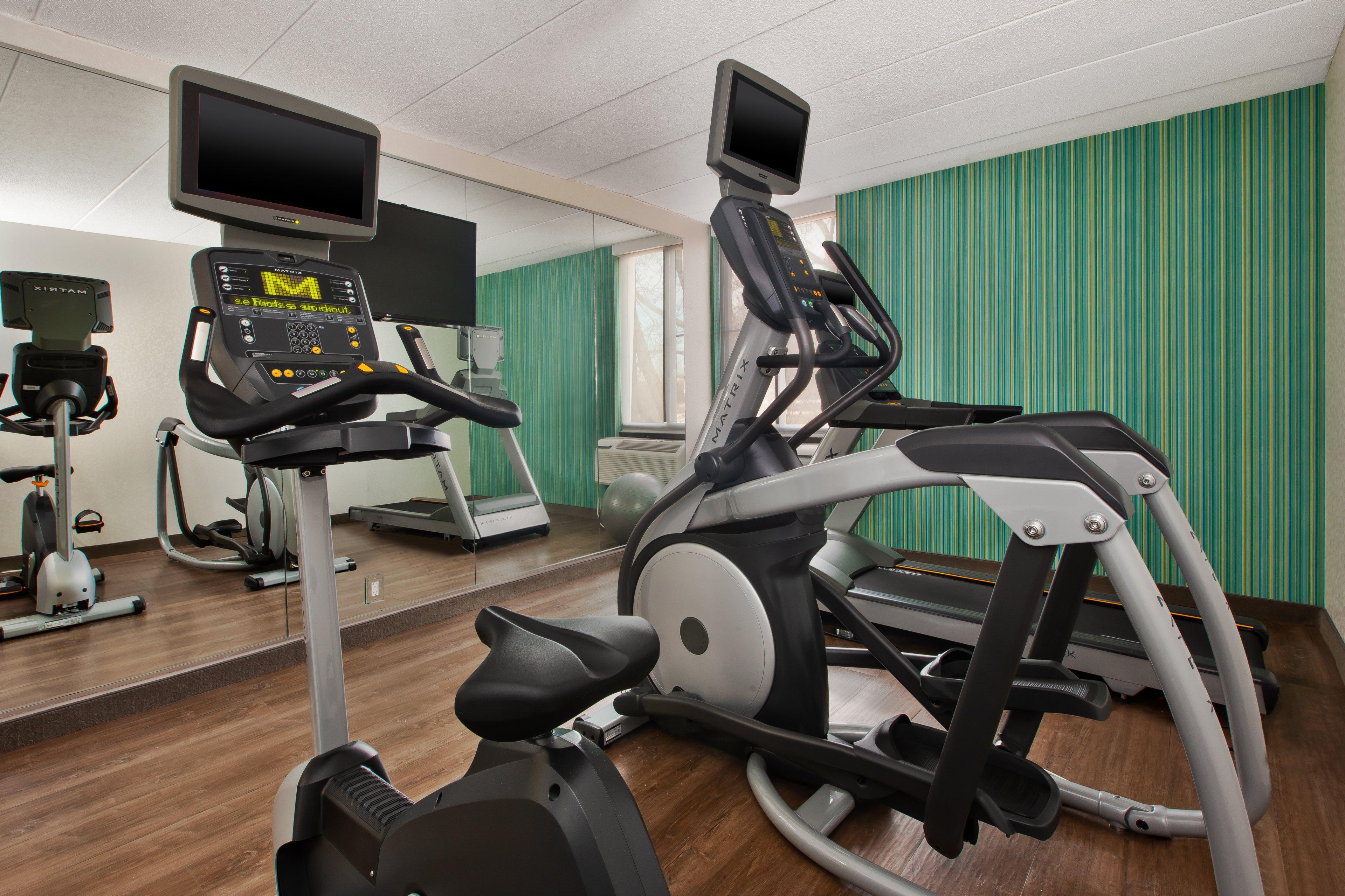 Holiday Inn Express Fairfax-Arlington Boulevard By Ihg Esterno foto